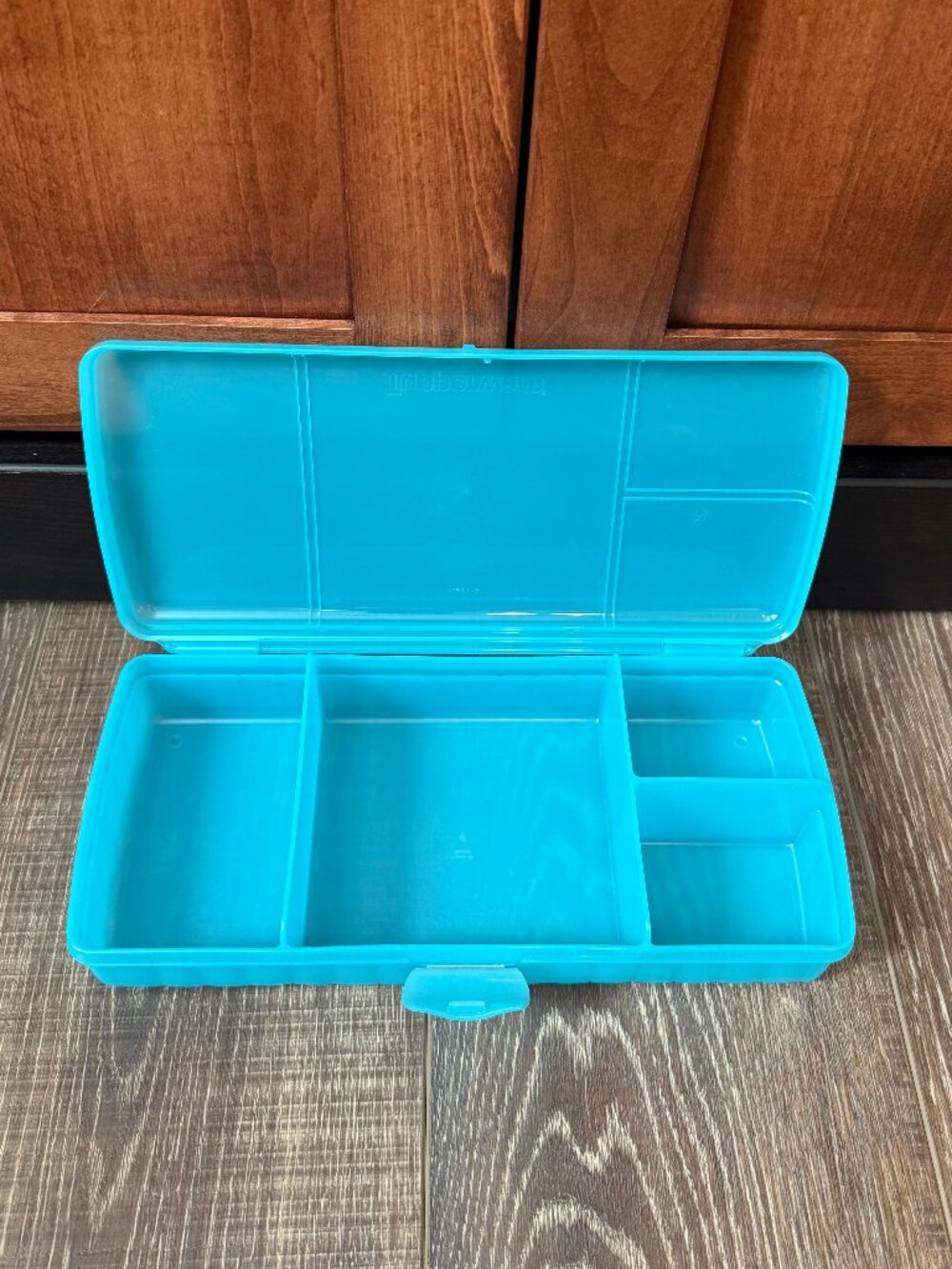 Tupperware Lunch N Things Divided Hinged Container